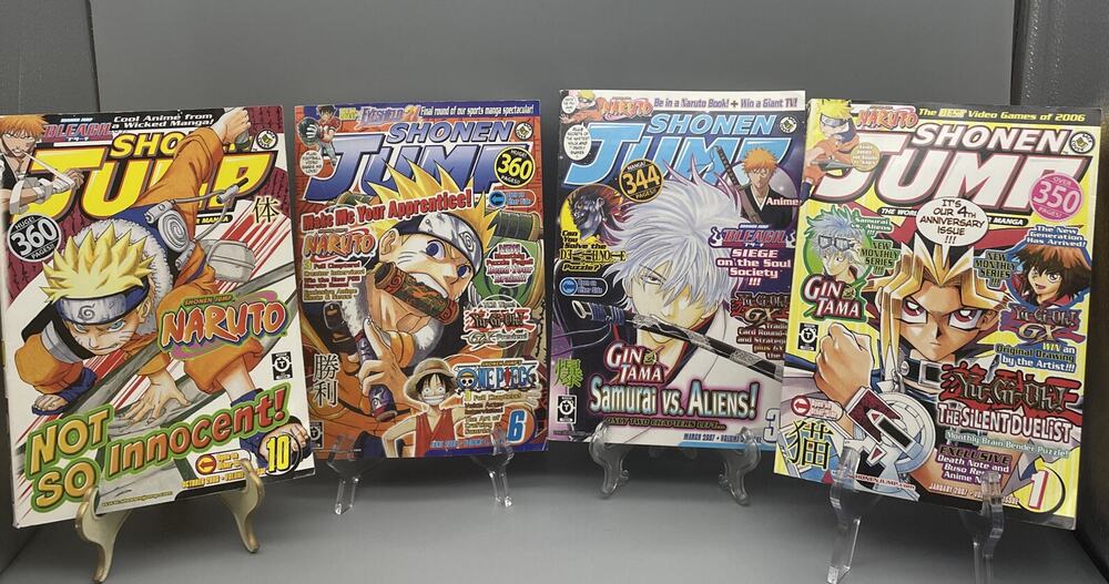 Shonen Jump Anime Comic Magazines lot 4 2006 - 2007. INCLUDES PSA ELIGABLE CARD